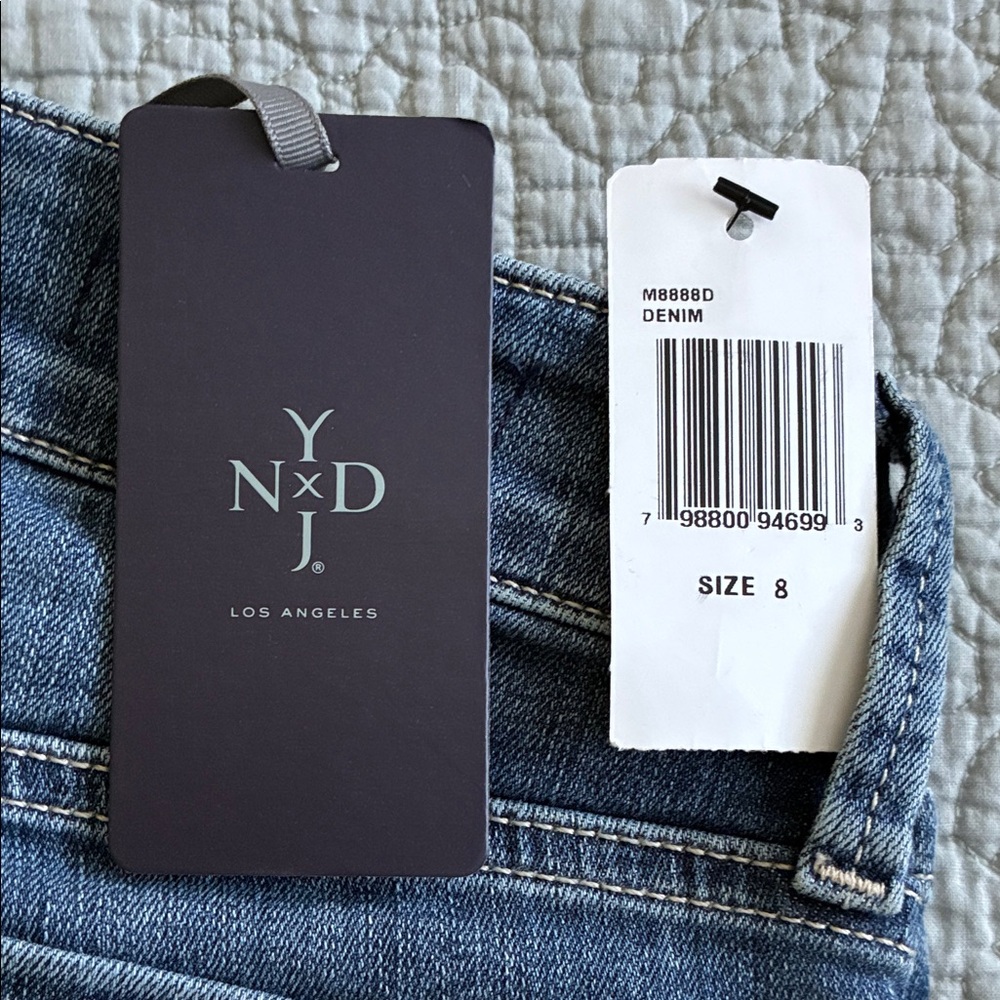 New NYDJ Women’s Medium Wash Barbara Boot Cut Blue Jeans Sz 8 Lift Tuck Slimming - Picture 2 of 15